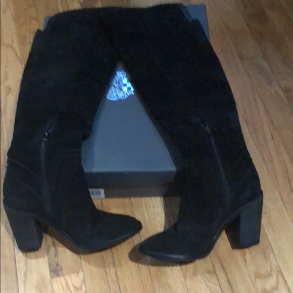 Vince Camuto black suede knee high boots size 7 - Picture 2 of 4